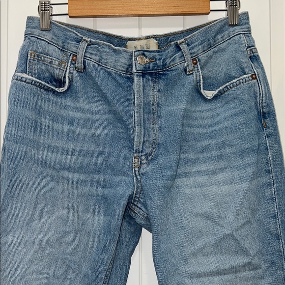 We The Free Light Wash Blue Distressed Raw Hem Denim Pants Size 28 - Picture 5 of 9